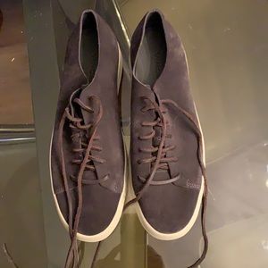 Vince men’s 9.5M sneakers